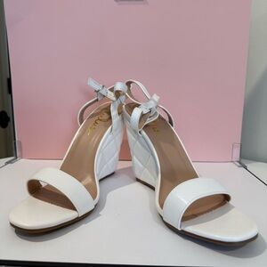 Lulu's Chic White Wedge Sandals Never Worn